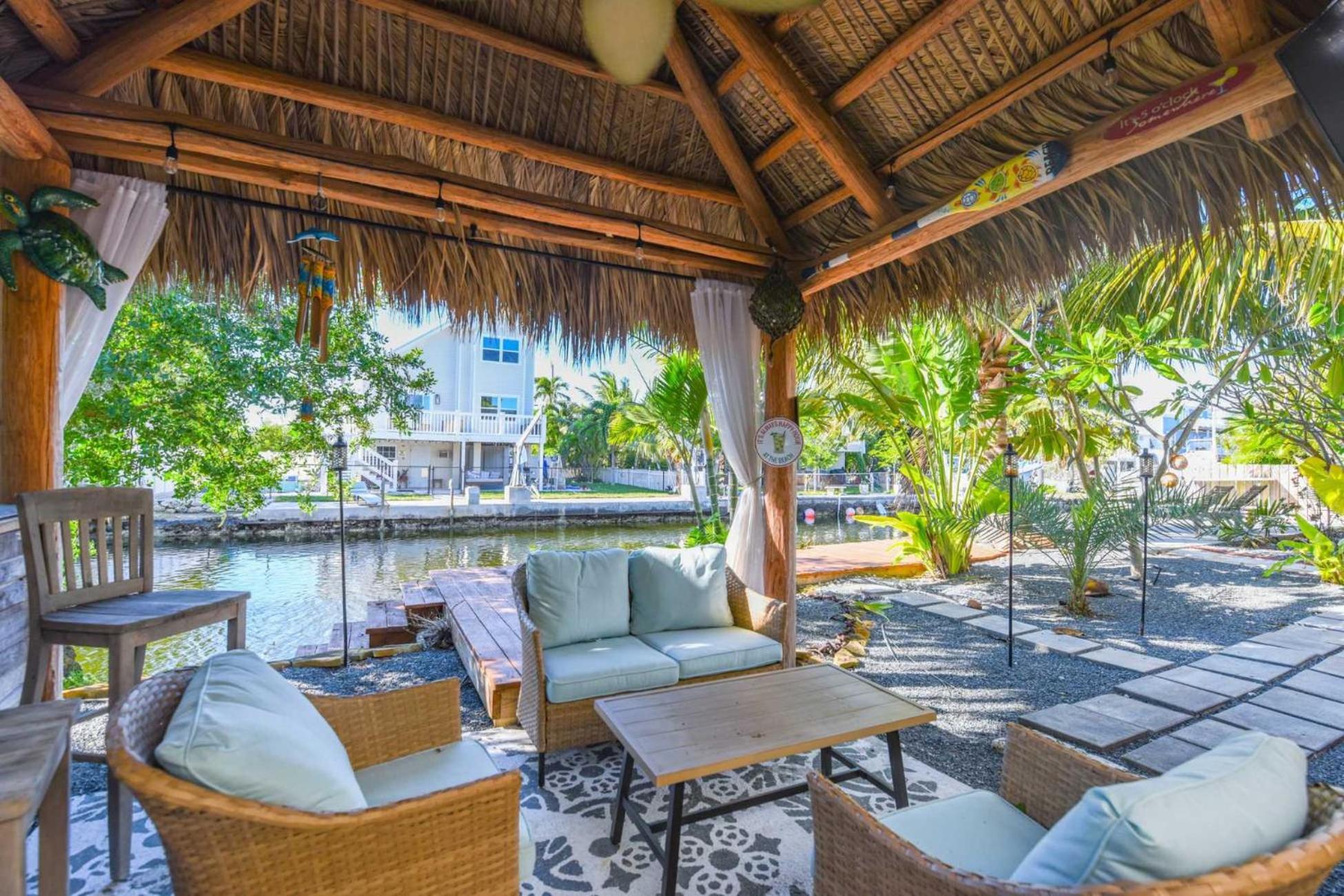 Loggerhead Lagoon - Modern Waterfront Home Pirates Cove Exterior photo
